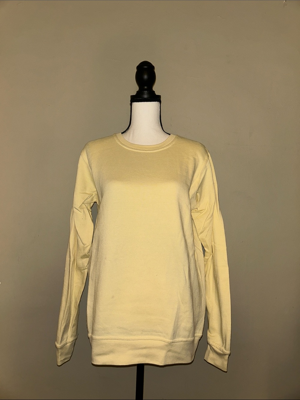 Everyday Crewneck Sweater in Pale Yellow